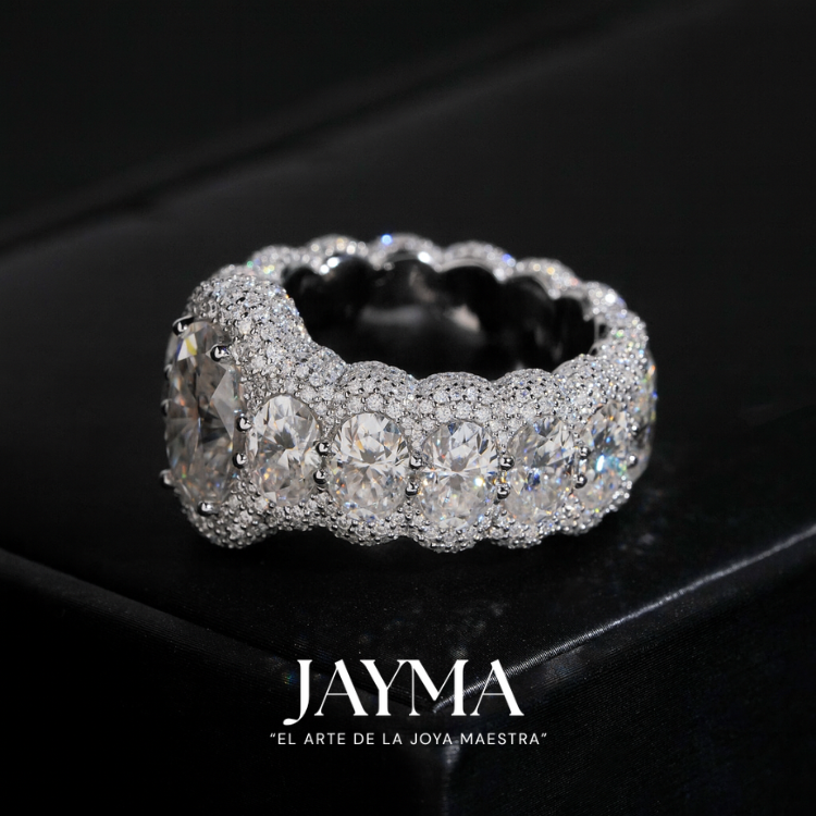 Anillo The Oval Boss Ring