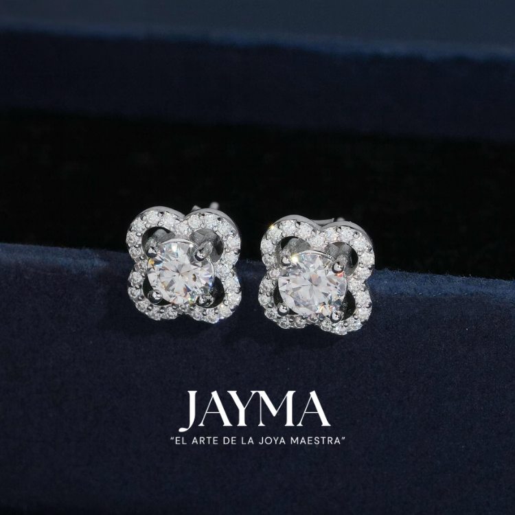 Aretes Flower Cluster