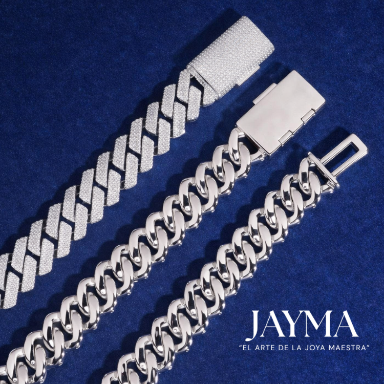 Cadena Cubana Moon Shape