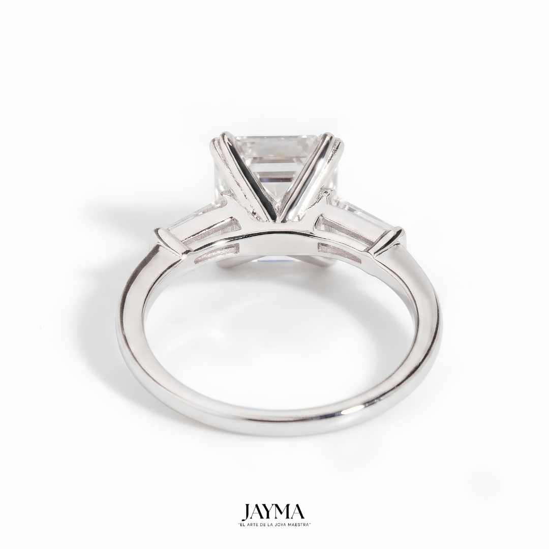 Anillo Asscher Trinity